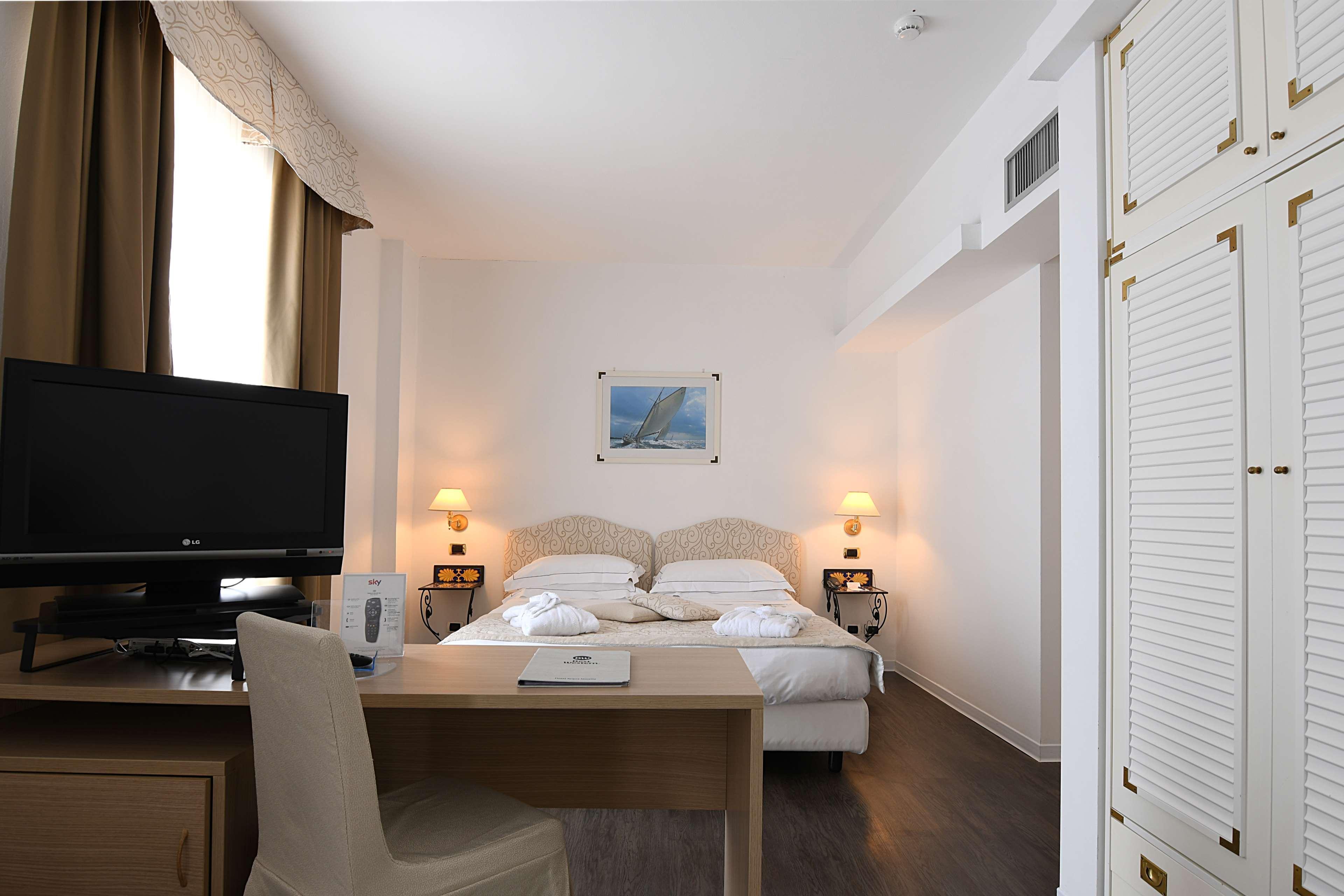 Hotel Western Acqua Novella 4*
