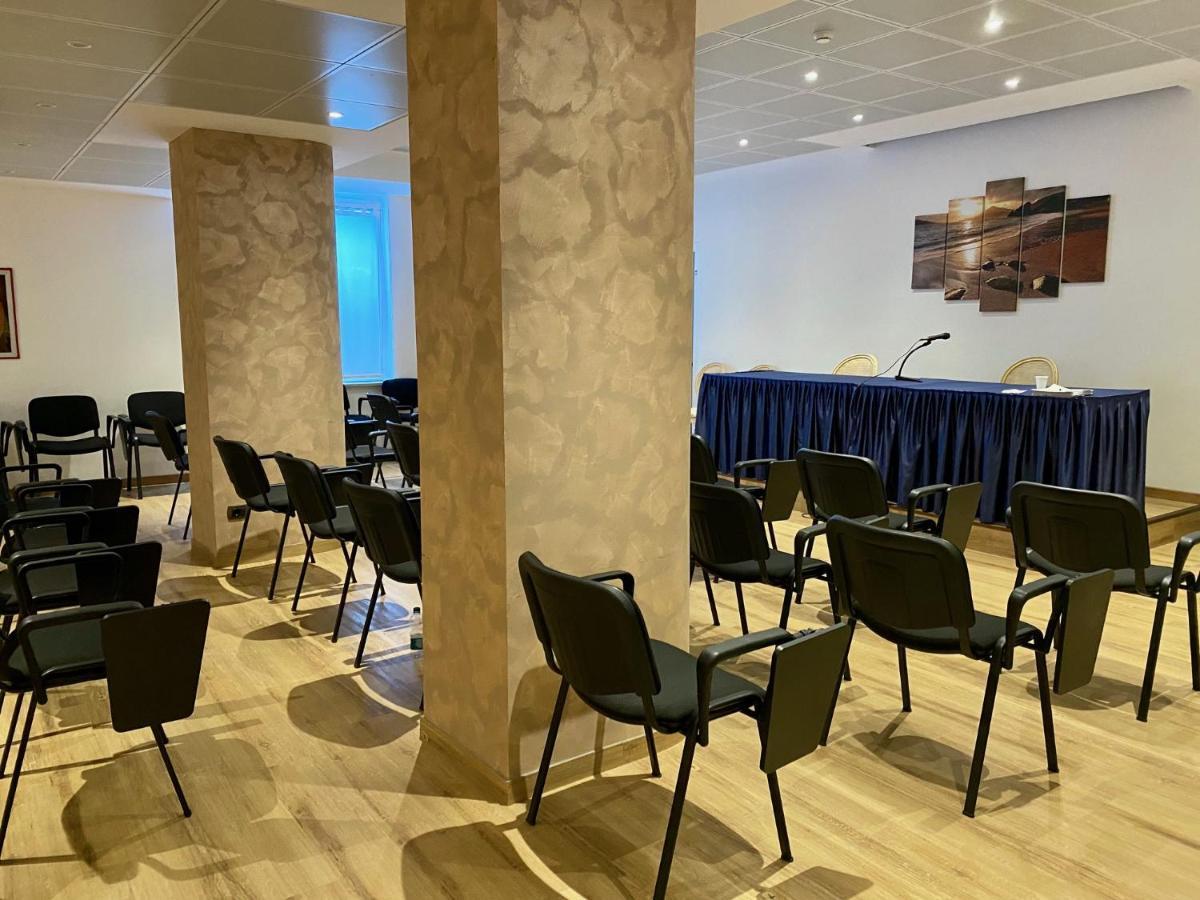 Western Acqua Novella Hotel 4*
